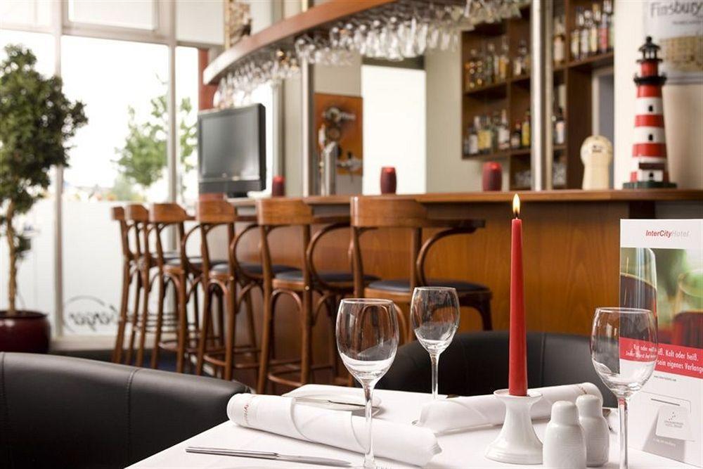 Intercityhotel Kiel Restoran fotoğraf